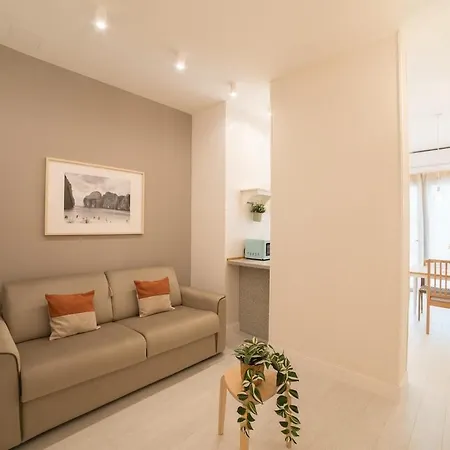 Leopardi Al Mare Nuovissimo Альба-Адриатика